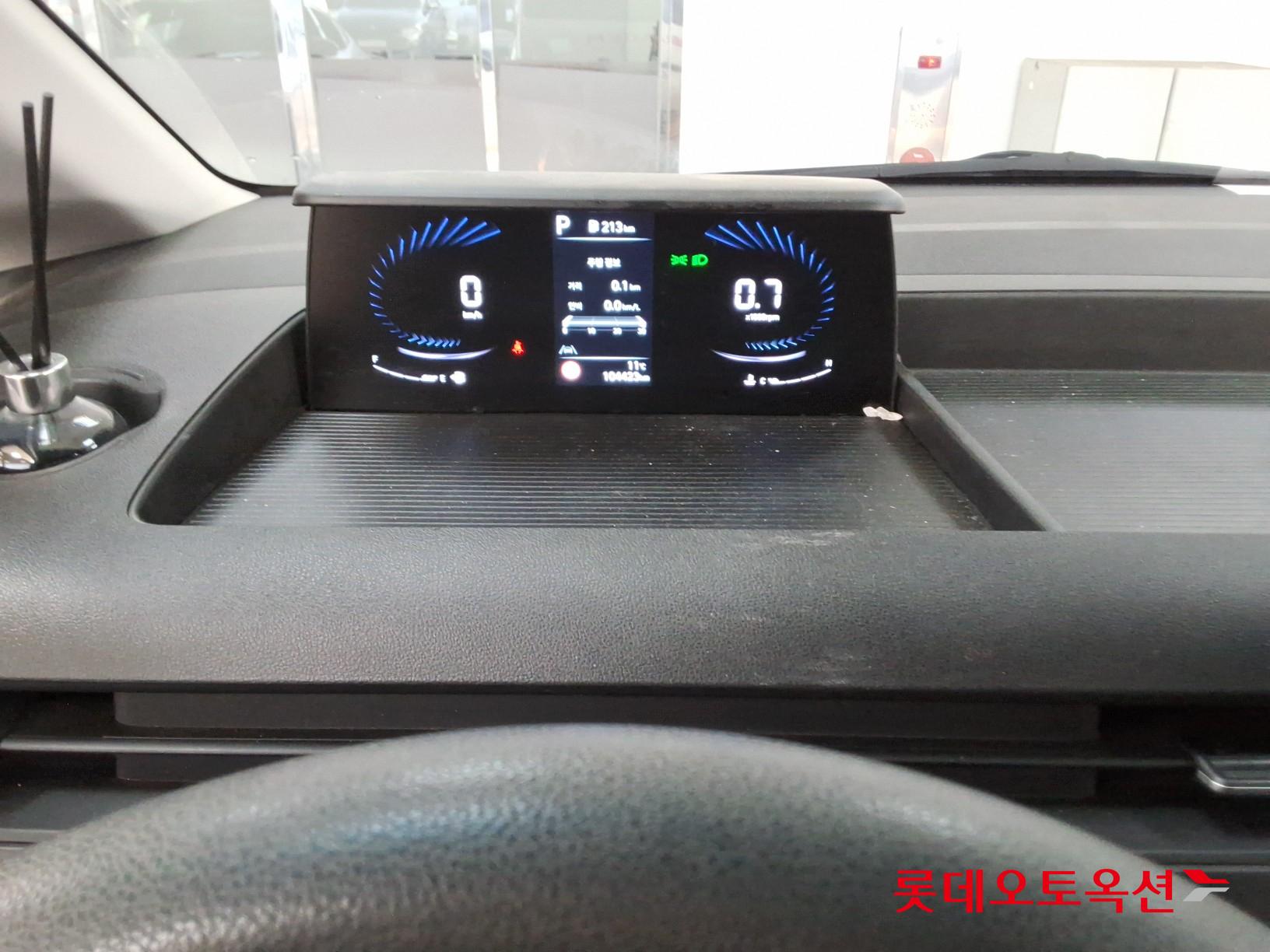 Hyundai Staria 2022 - Image 31