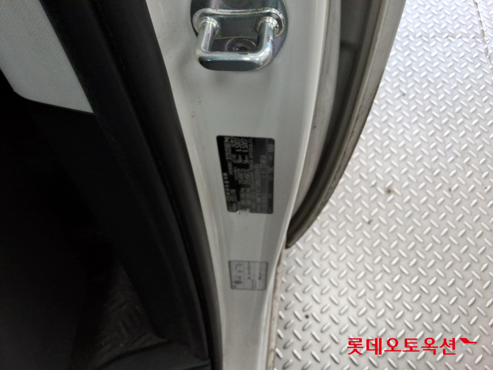 Hyundai Staria 2022 - Image 35