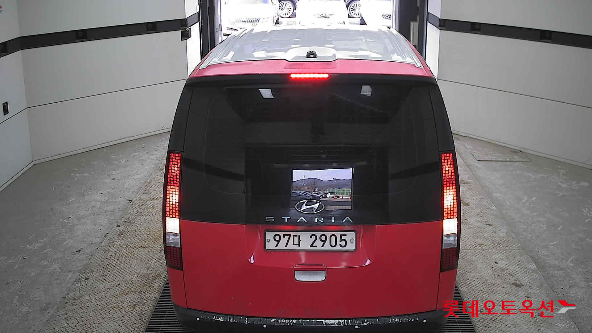 هيونداي ستاريا 2022 - صورة 17