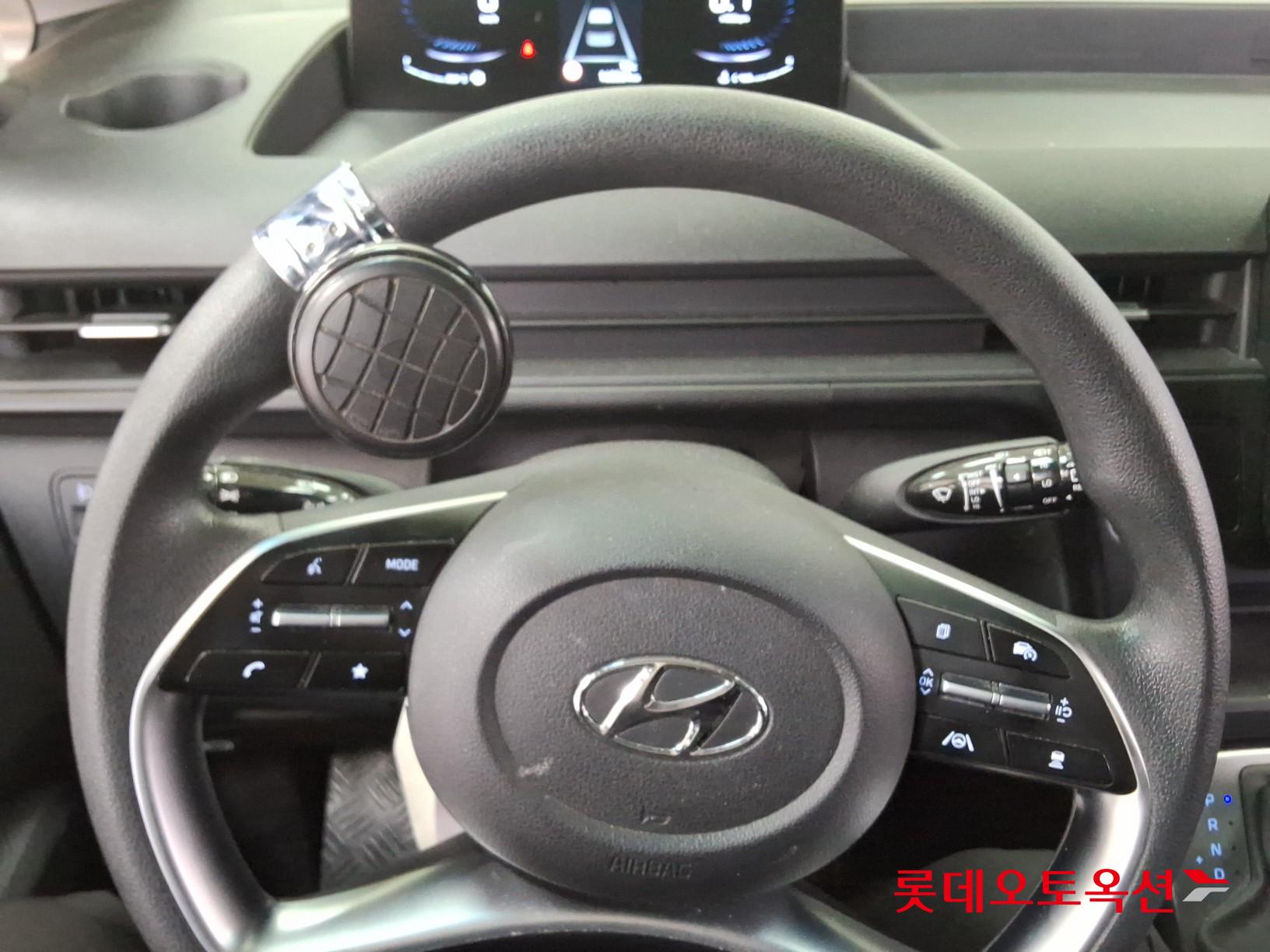 هيونداي ستاريا 2022 - صورة 30