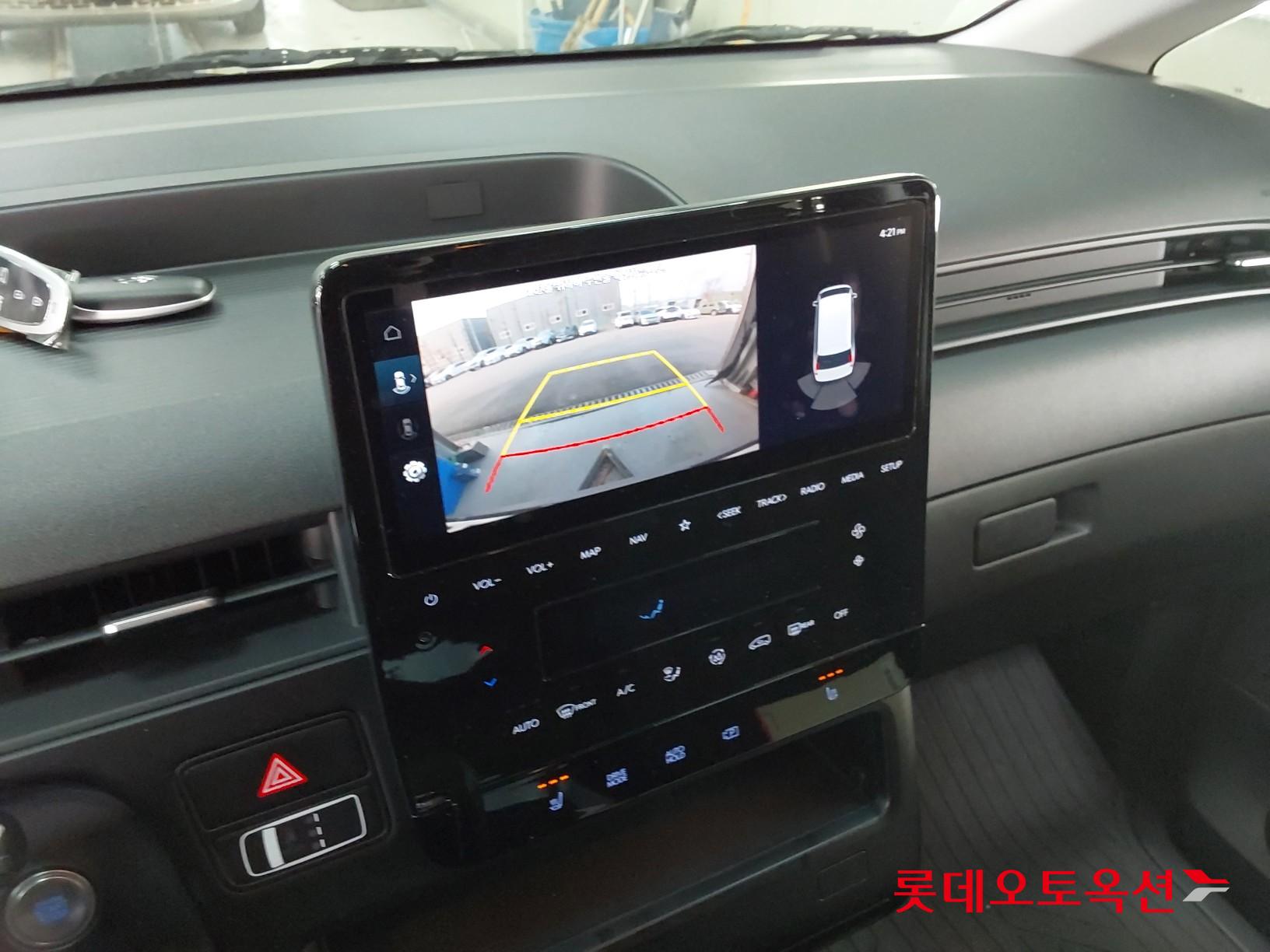 Hyundai Staria 2023 - Image 33