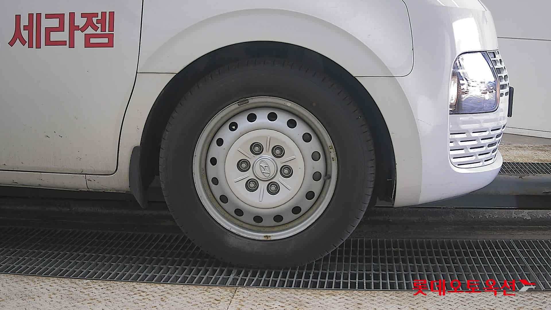 Hyundai Staria id 3803733 из Кореи 23