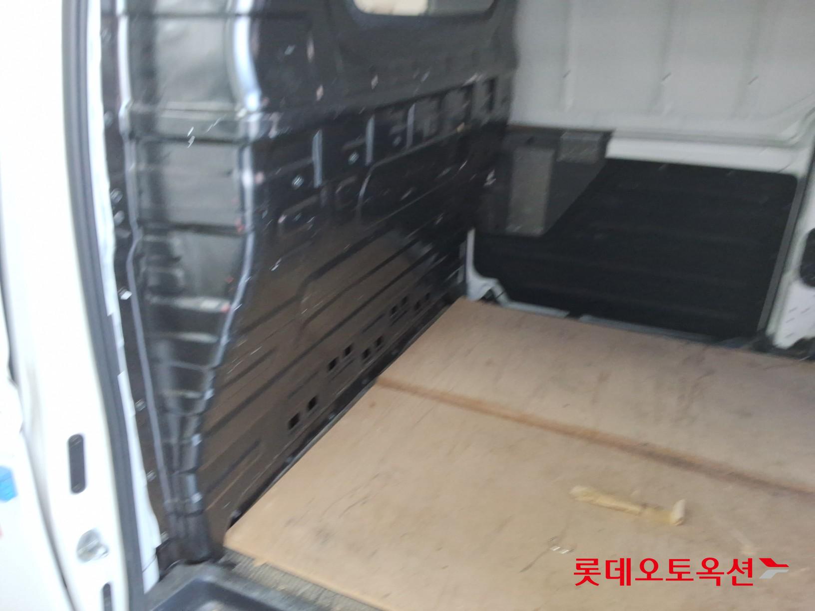 Hyundai Staria id 3803733 из Кореи 36