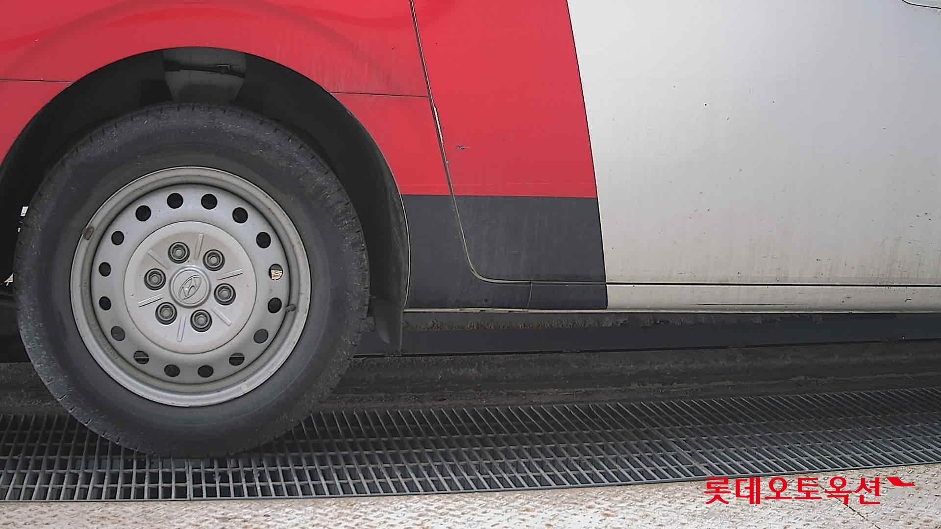 هيونداي ستاريا 2022 - صورة 28