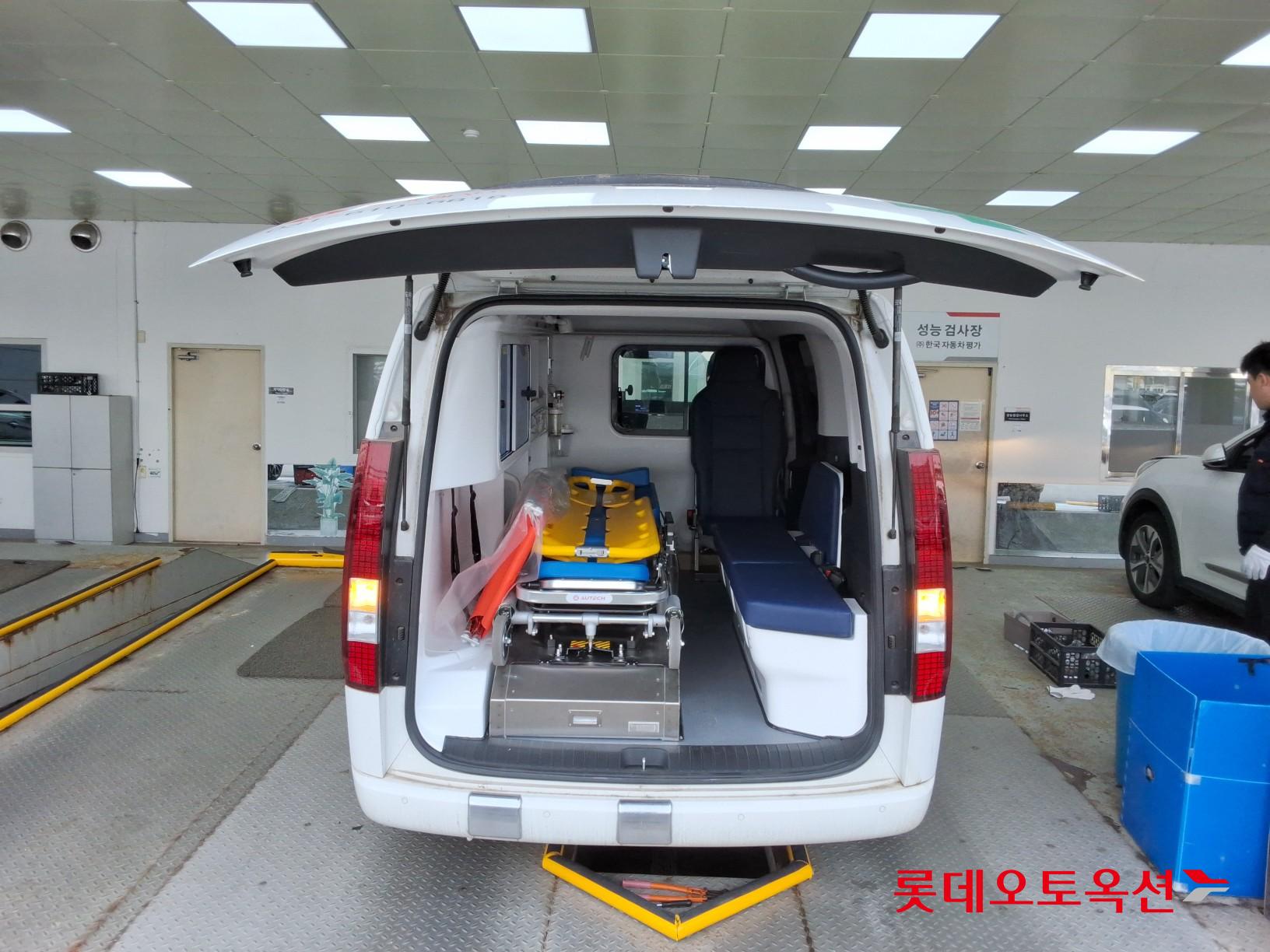 هيونداي ستاريا