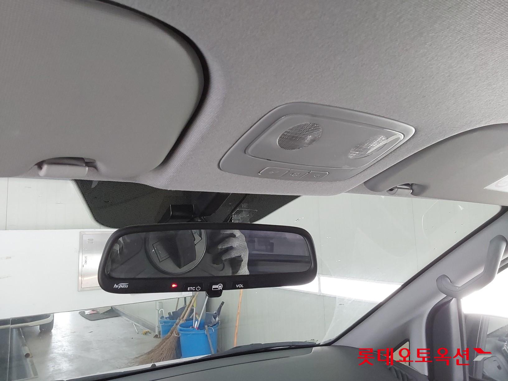 هيونداي جراند ستاريكس 2021 - صورة 31