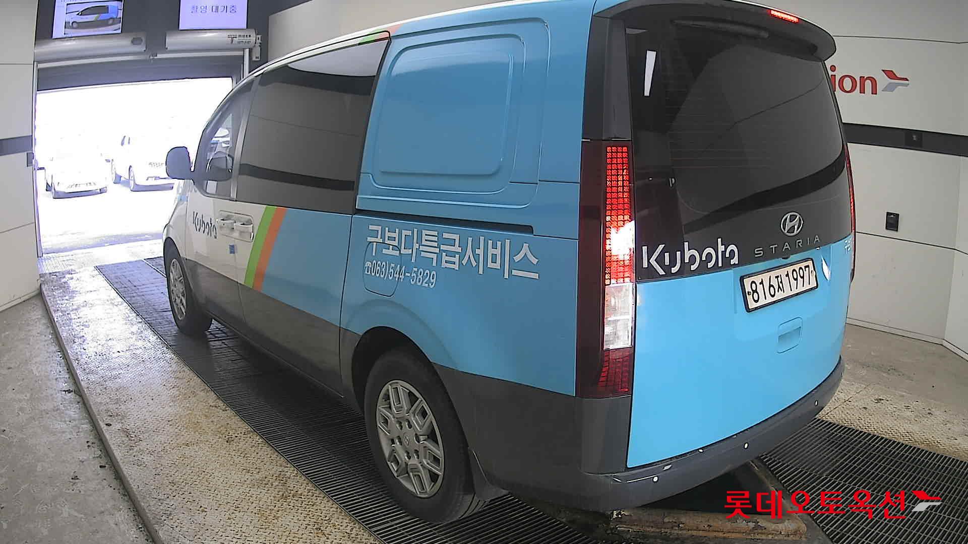 Hyundai Staria 2022 - Image 4