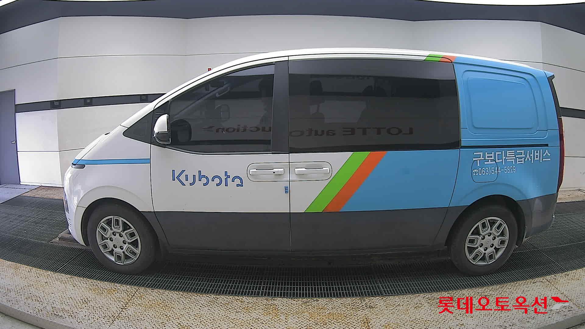 Hyundai Staria 2022 - Image 13