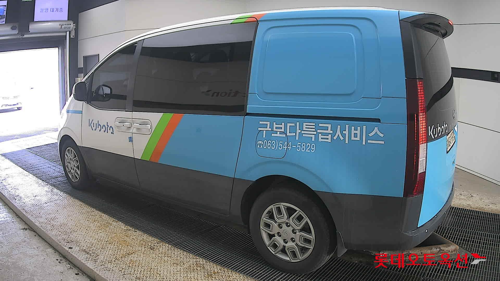 Hyundai Staria 2022 - Image 15