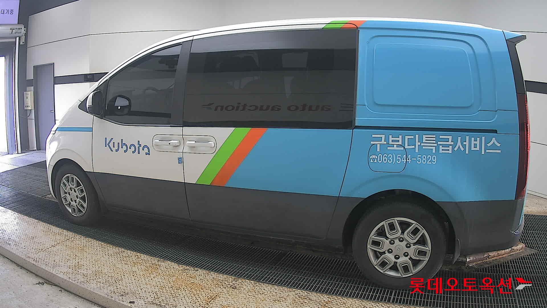 Hyundai Staria 2022 - Image 14