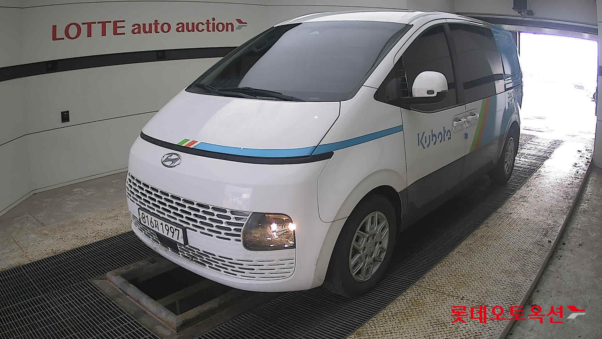 Hyundai Staria 2022 - Image 3