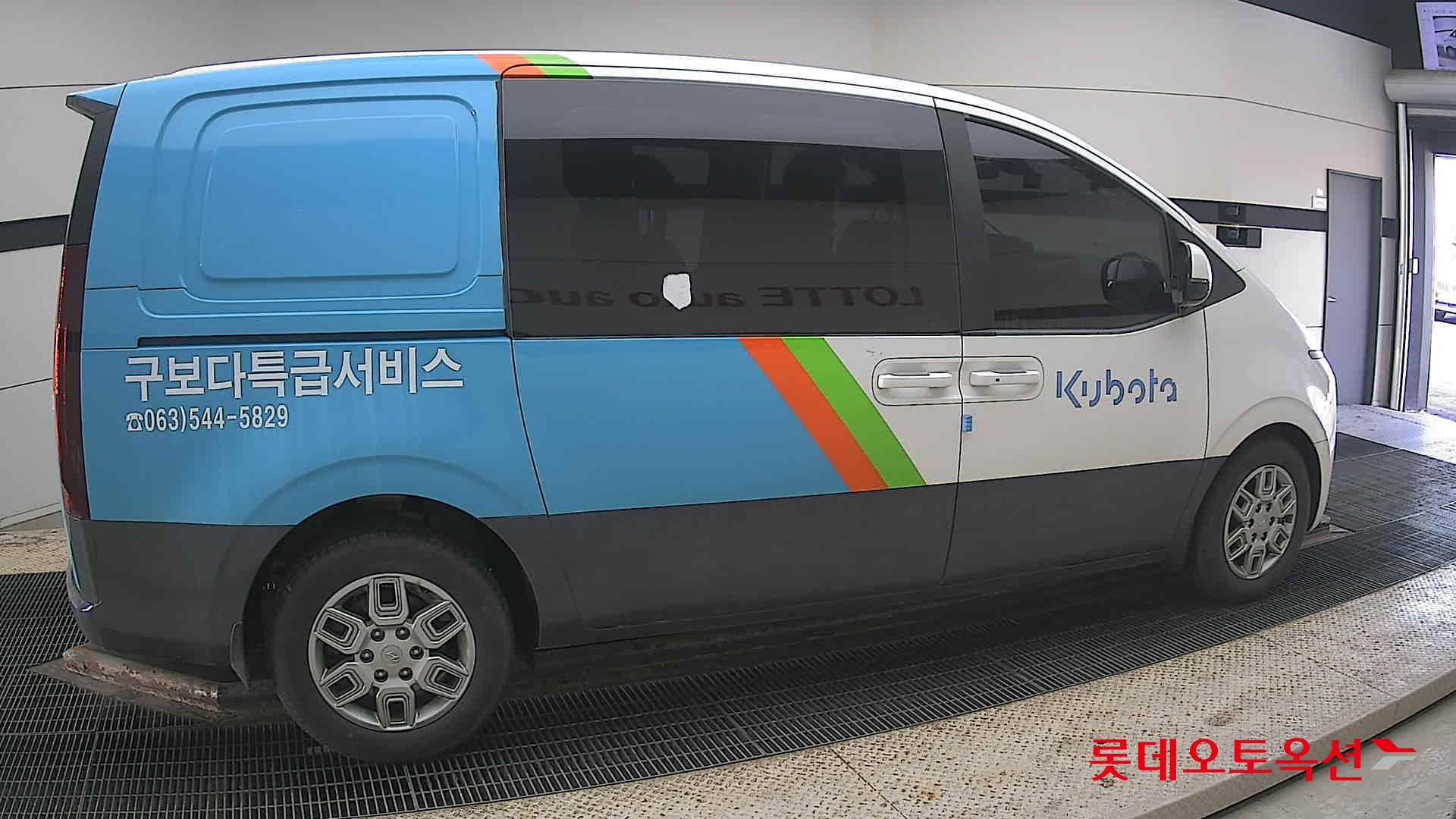 Hyundai Staria 2022 - Image 20