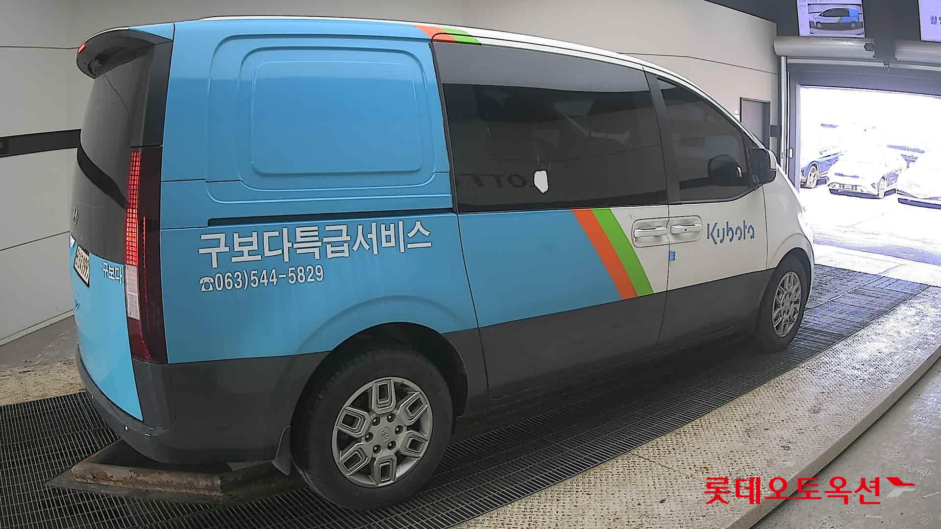 Hyundai Staria 2022 - Image 19