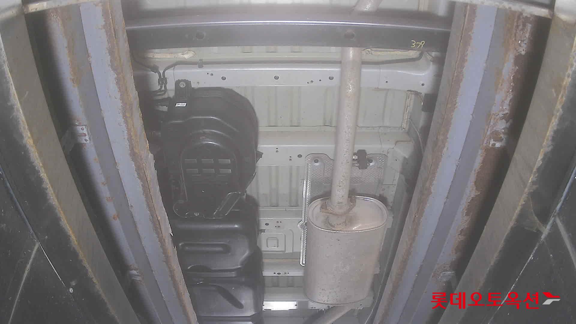 Hyundai Staria 2022 - Image 2