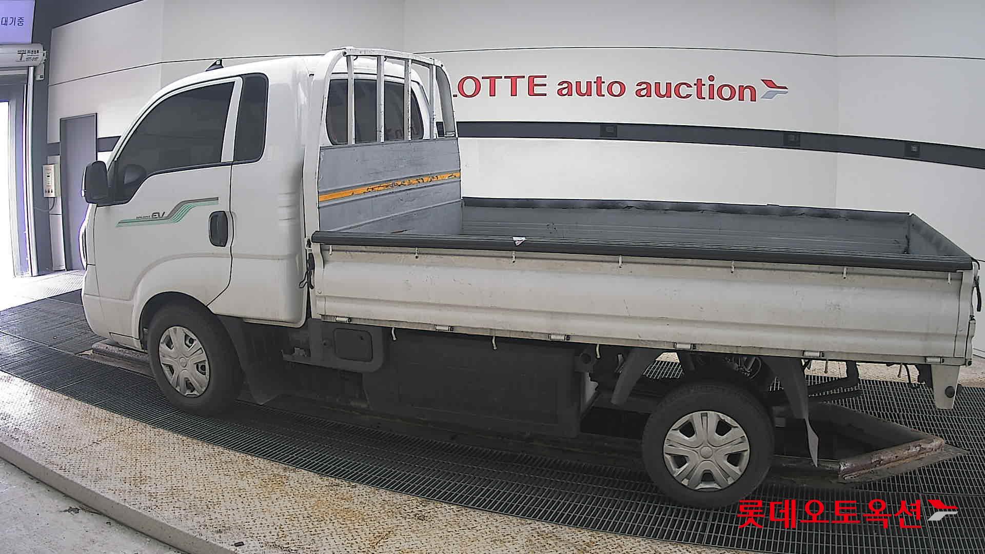 Kia Bongo 2023 - Image 14