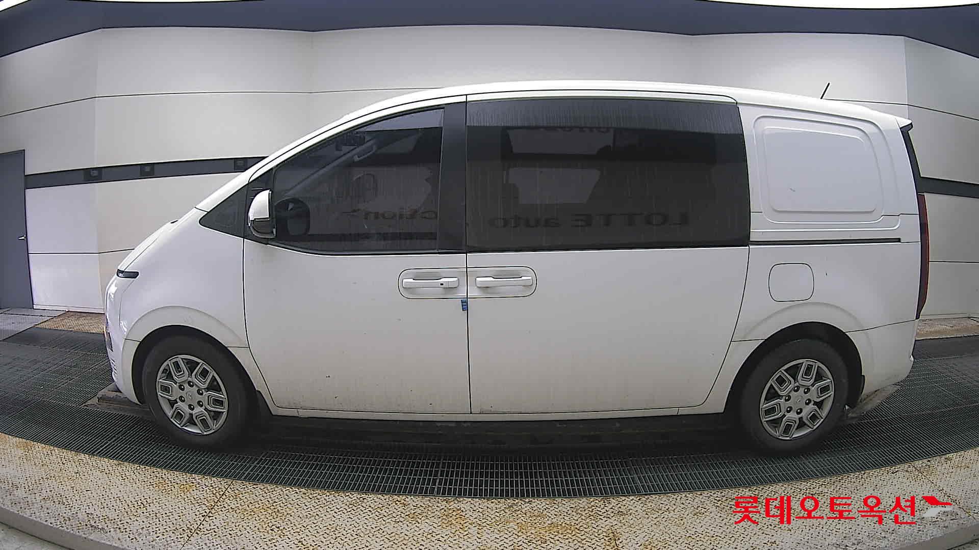 Hyundai Staria id 3809898 из Кореи 7