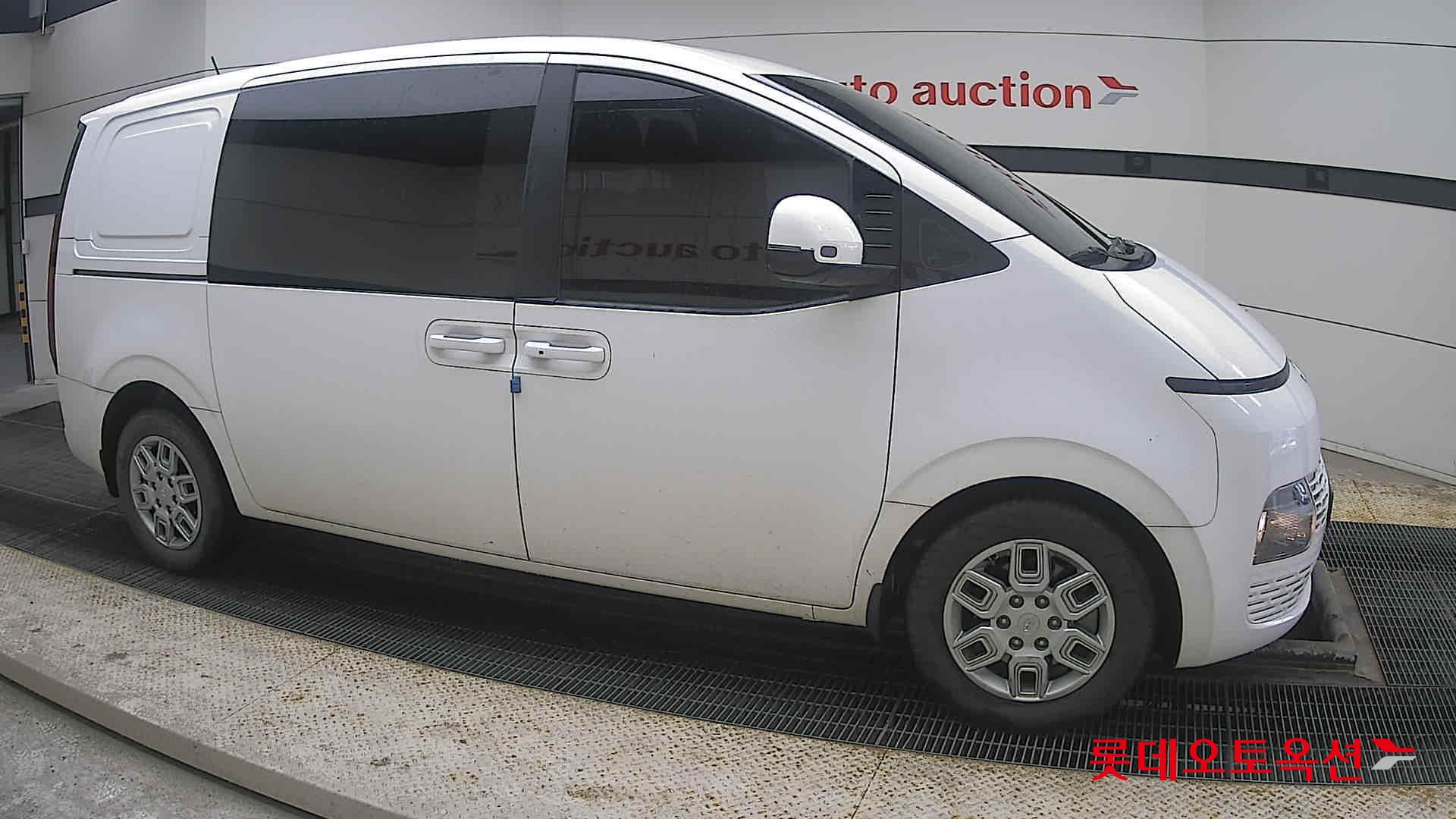 Hyundai Staria id 3809898 из Кореи 17