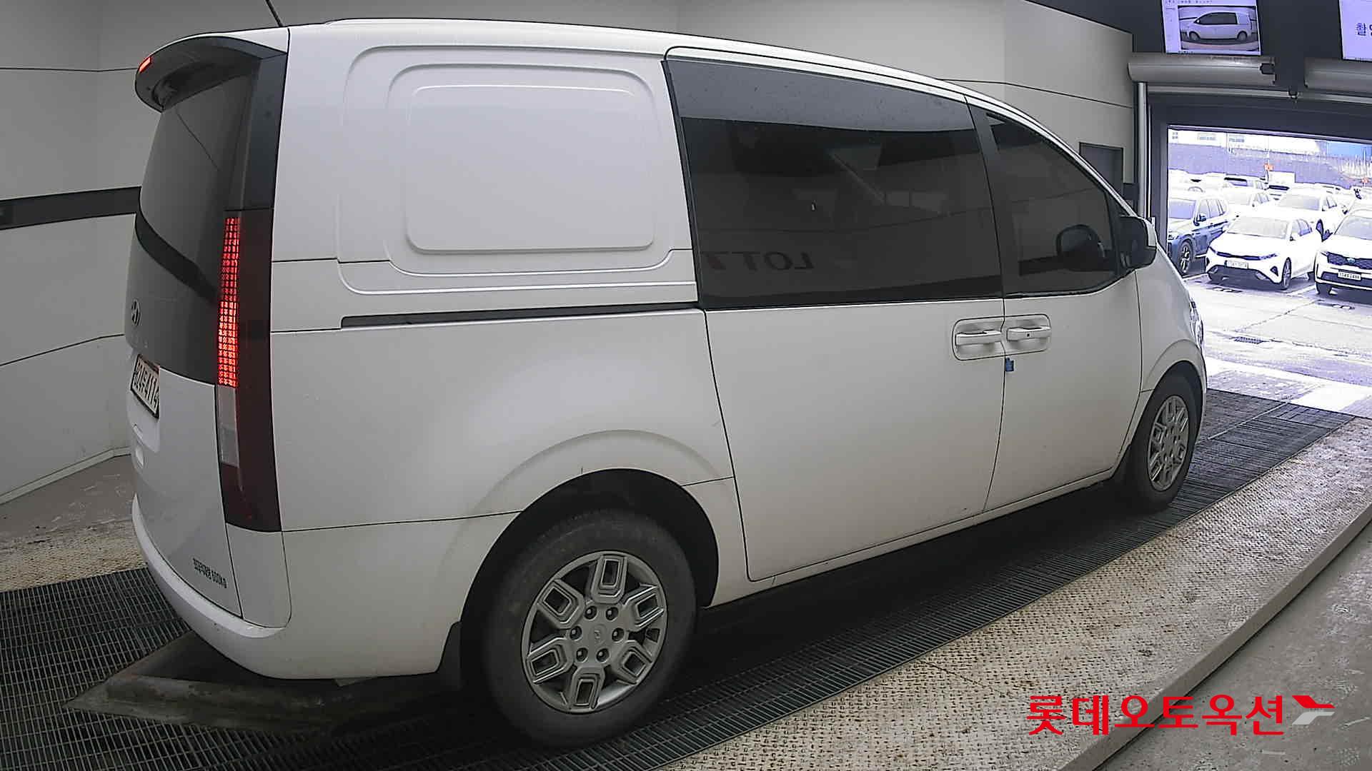 Hyundai Staria id 3809898 из Кореи 19