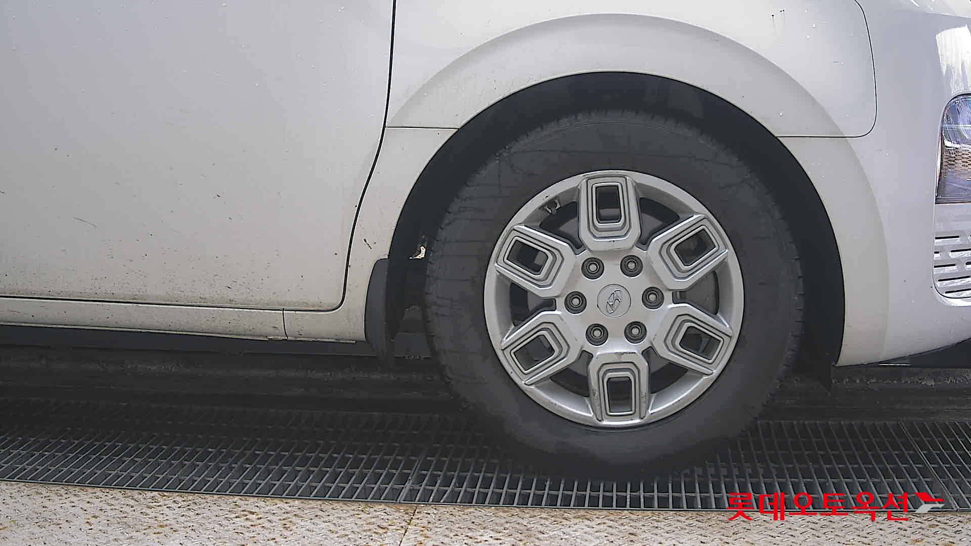 Hyundai Staria id 3809898 из Кореи 23