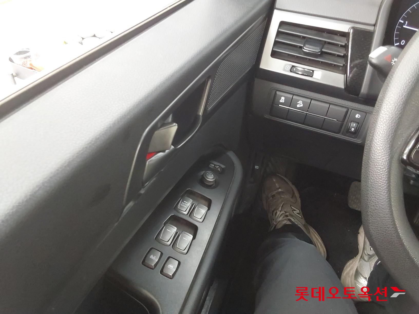 KG Mobility Rexton Sports 2022 - Image 29