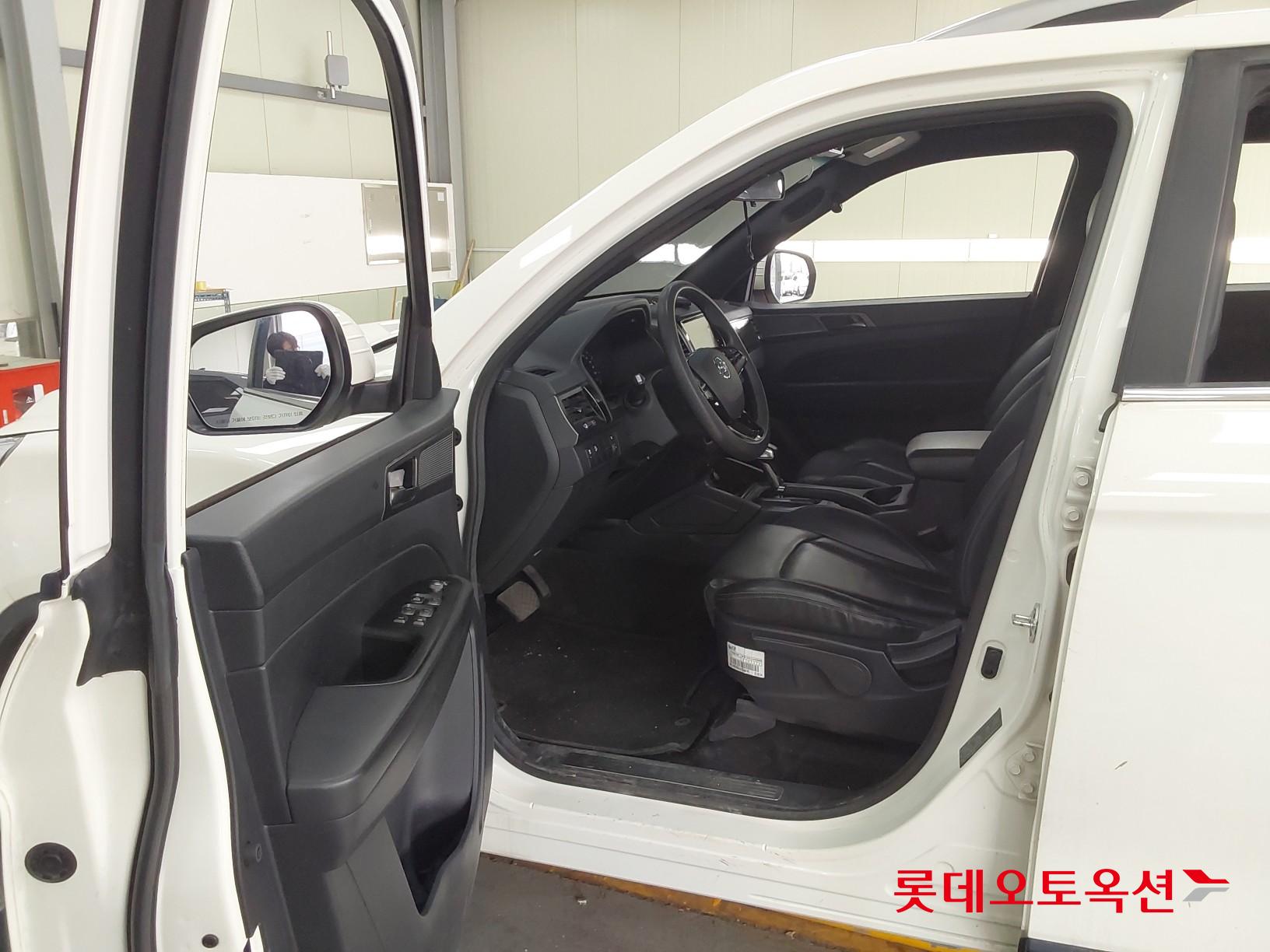 KG Mobility Rexton Sports 2022 - Image 37