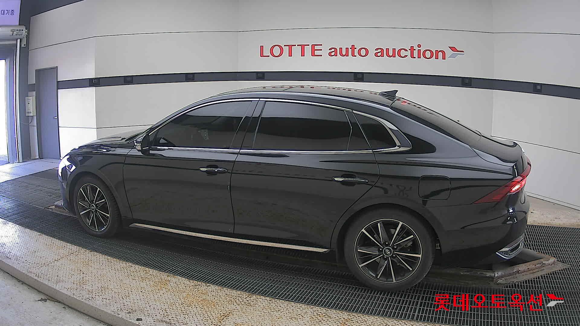 Hyundai Grandeur id 3816365 из Кореи 11