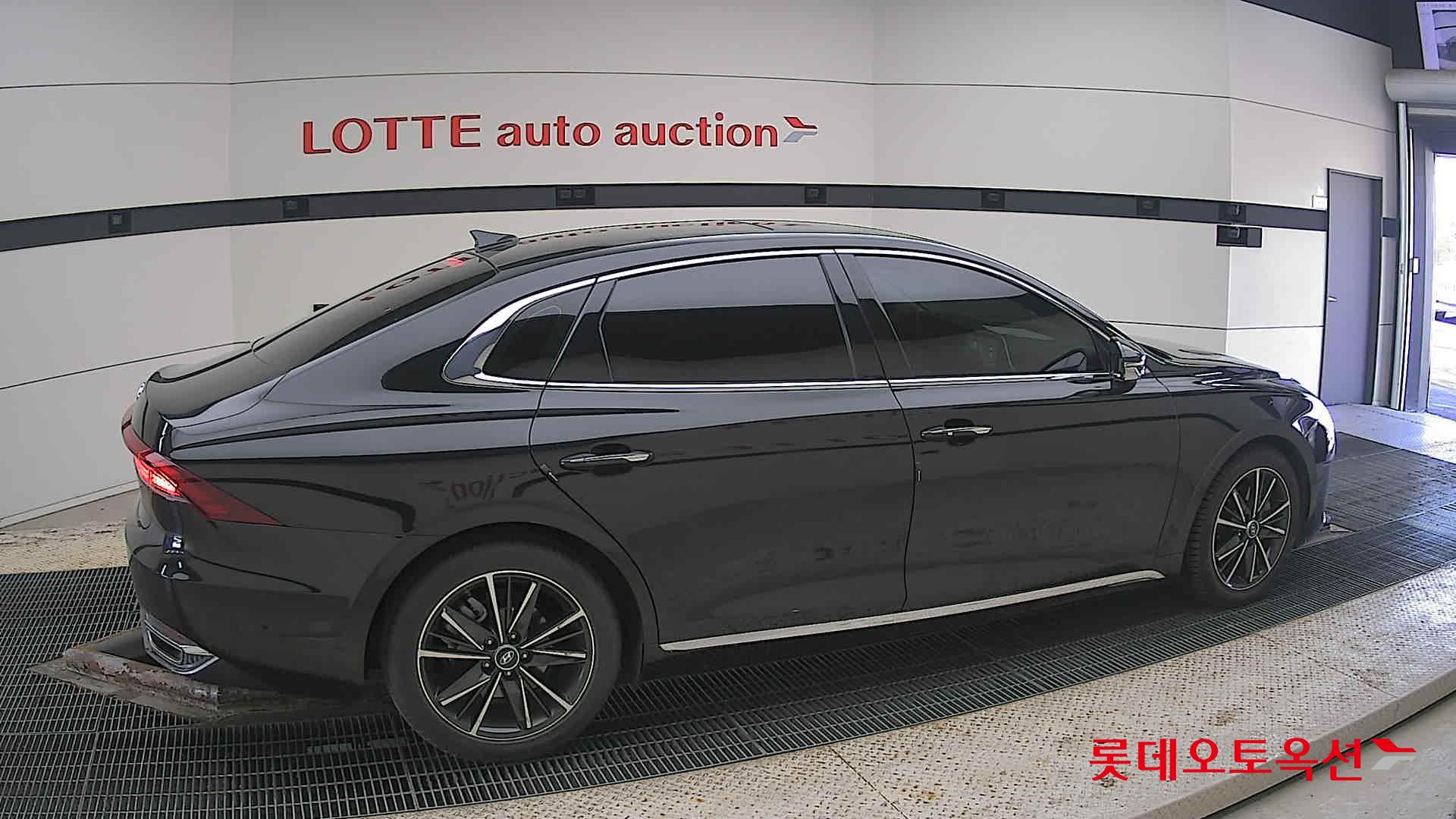 Hyundai Grandeur id 3816365 из Кореи 18