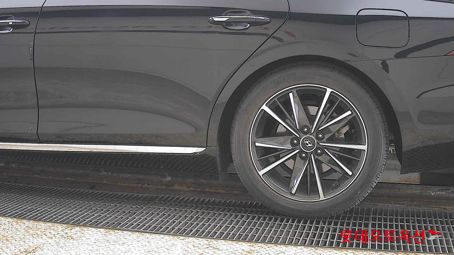 Hyundai Grandeur id 3816365 из Кореи 22