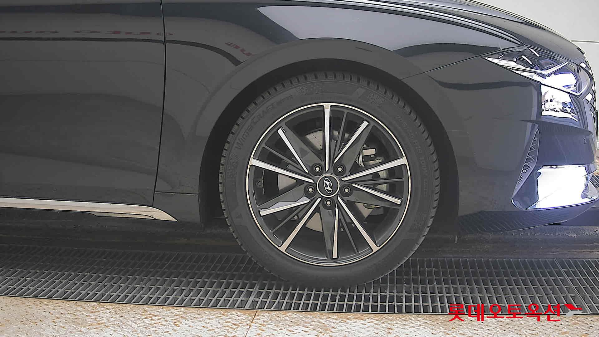 Hyundai Grandeur id 3816365 из Кореи 23