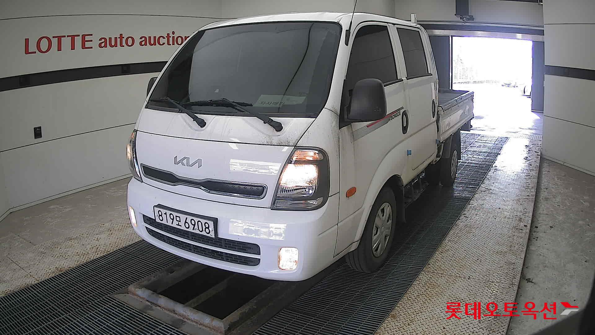 Kia Bongo III 1 ton 2022 Белый из Кореи