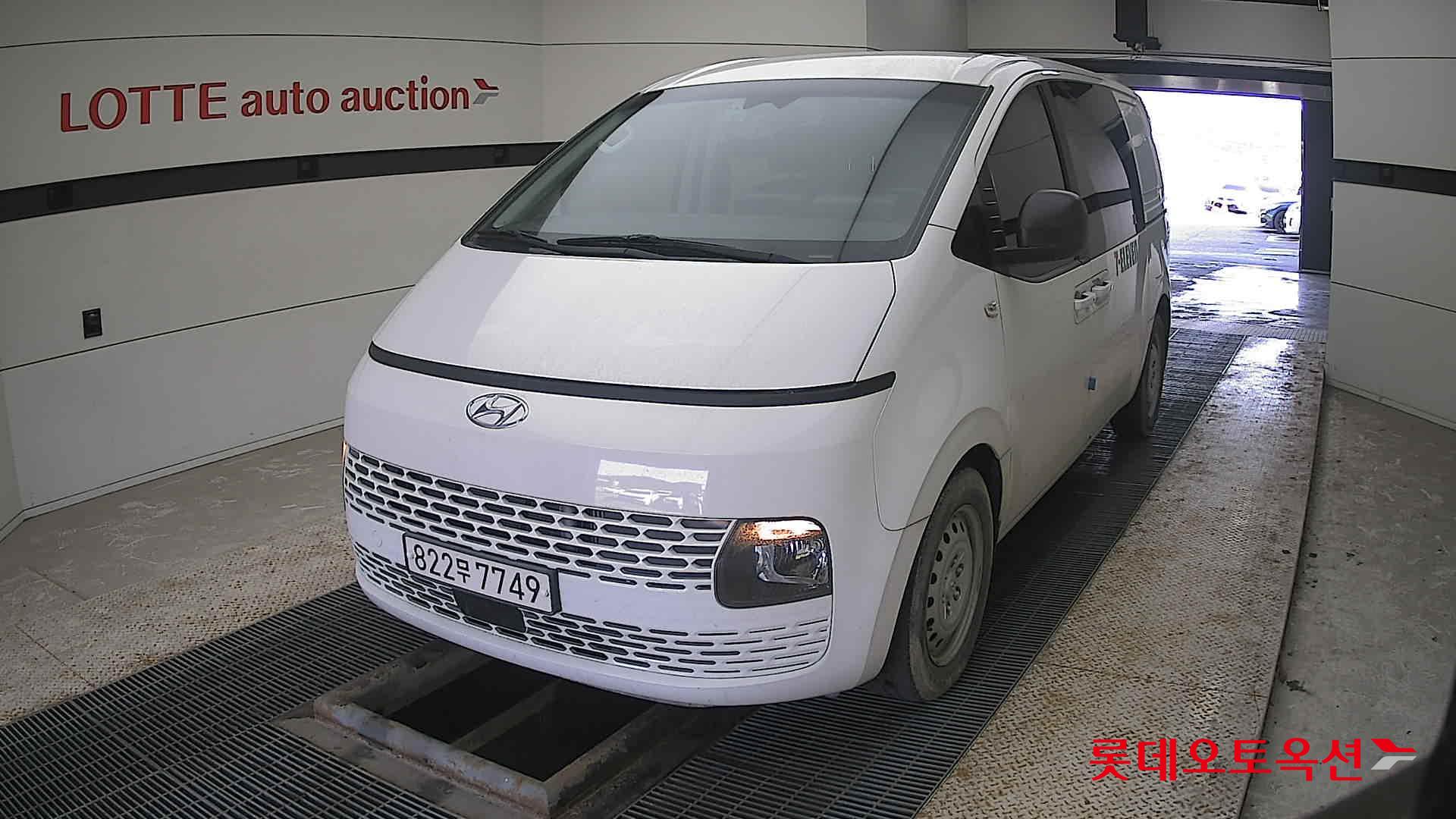 Hyundai Staria 2022 - Image 10
