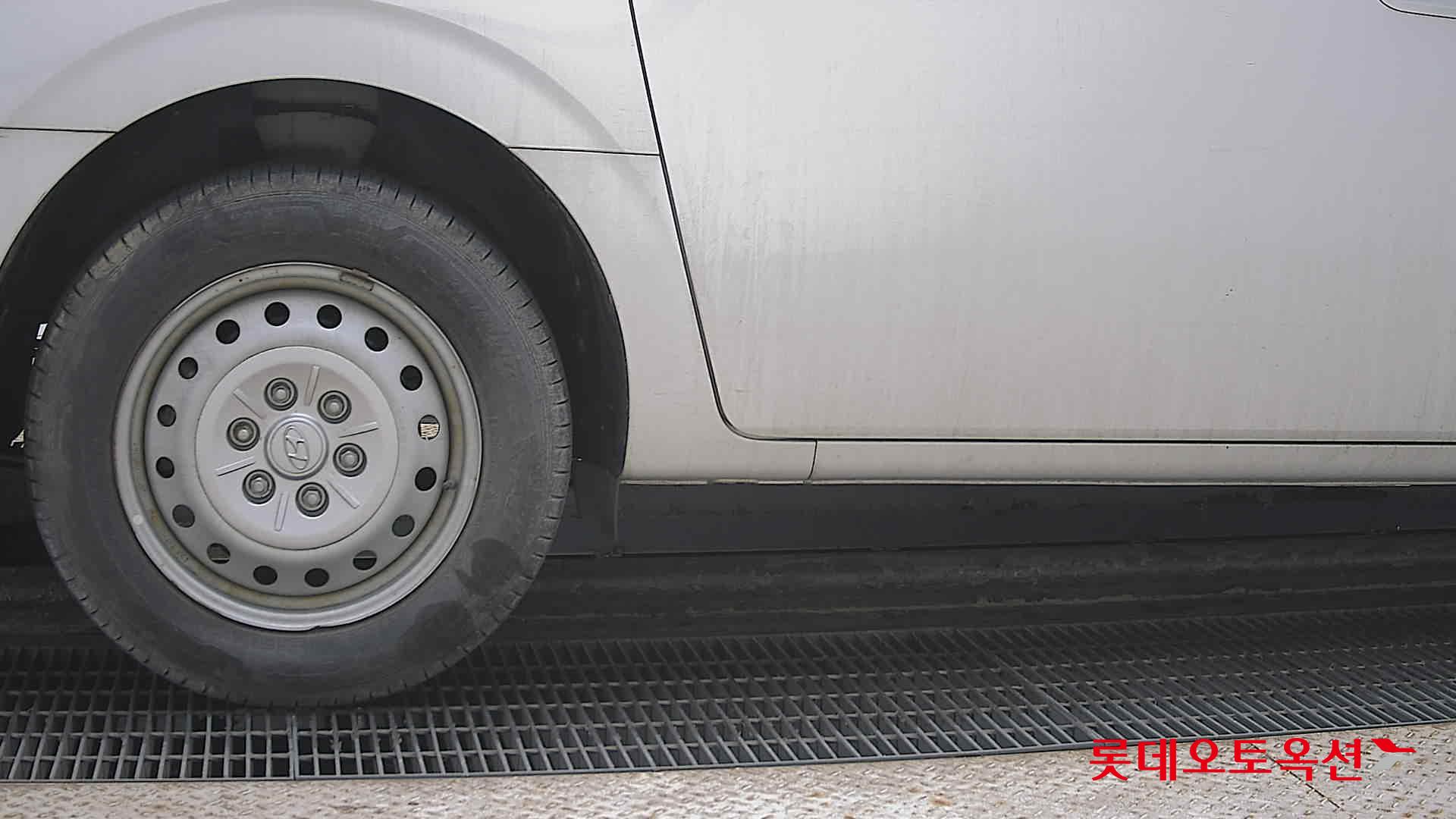 Hyundai Staria 2022 - Image 28