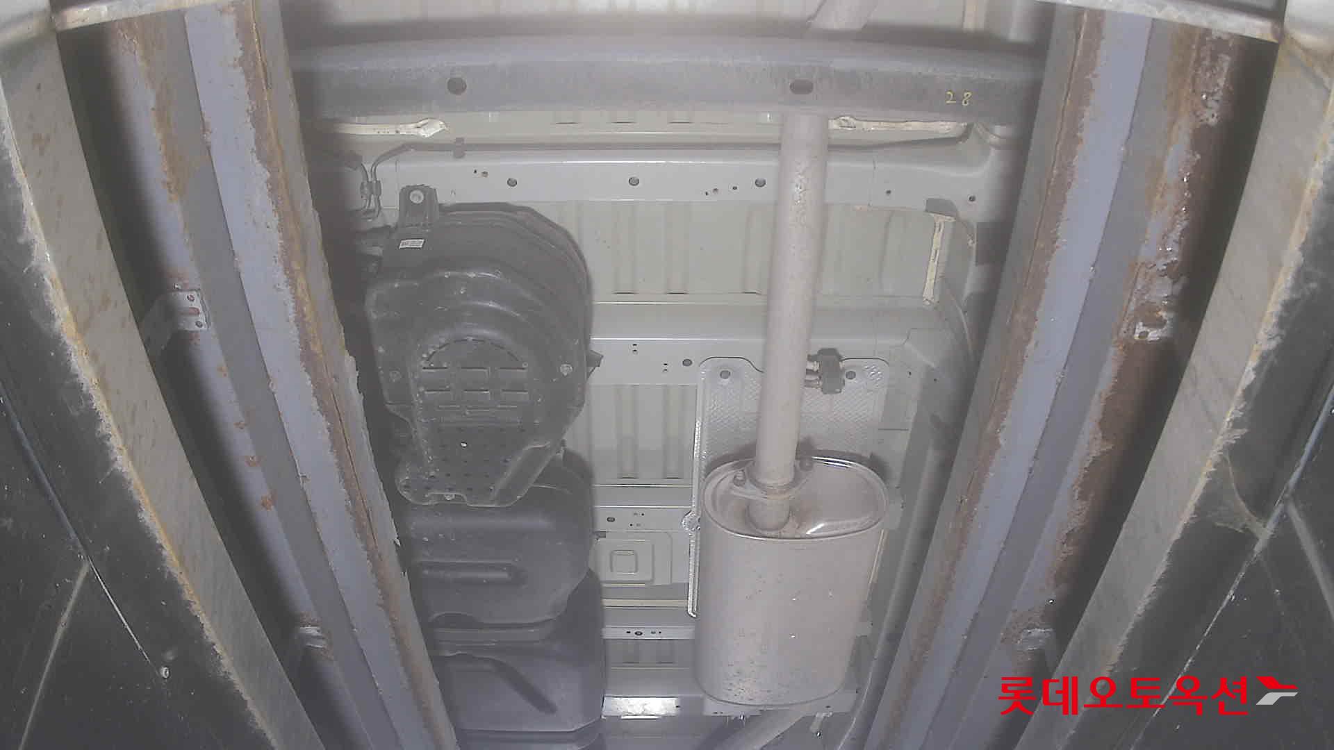 Hyundai Staria 2022 - Image 2