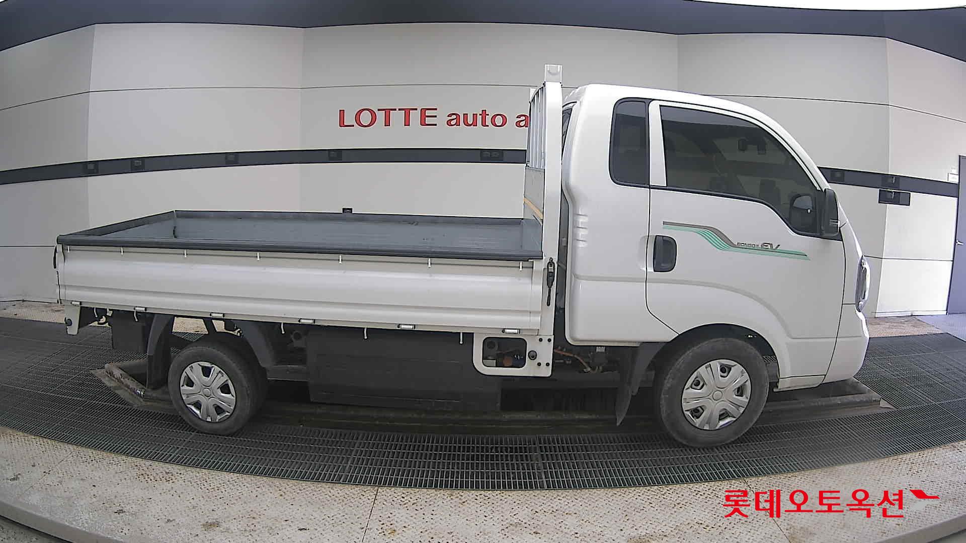 Kia Bongo III 1 ton EV 2023 Белый из Кореи, фото 3