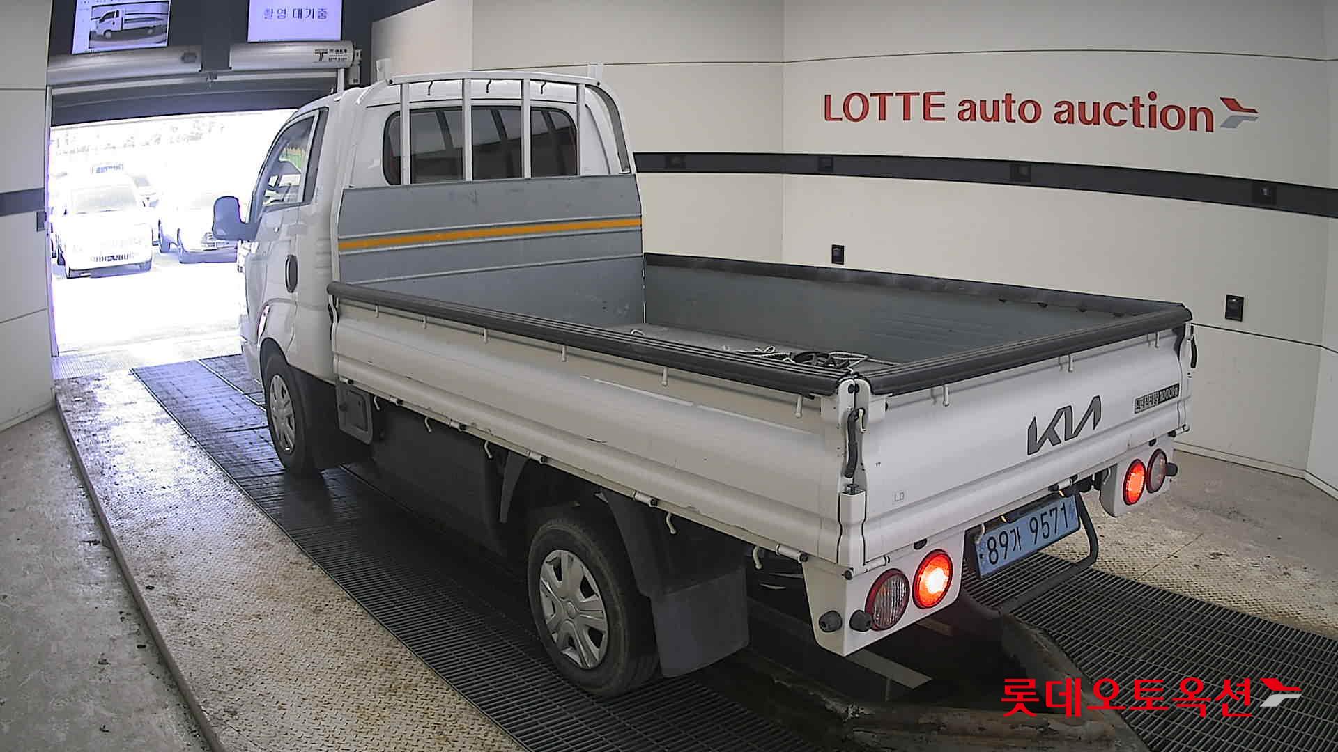 Kia Bongo III 1 ton EV 2023 Белый из Кореи, фото 6