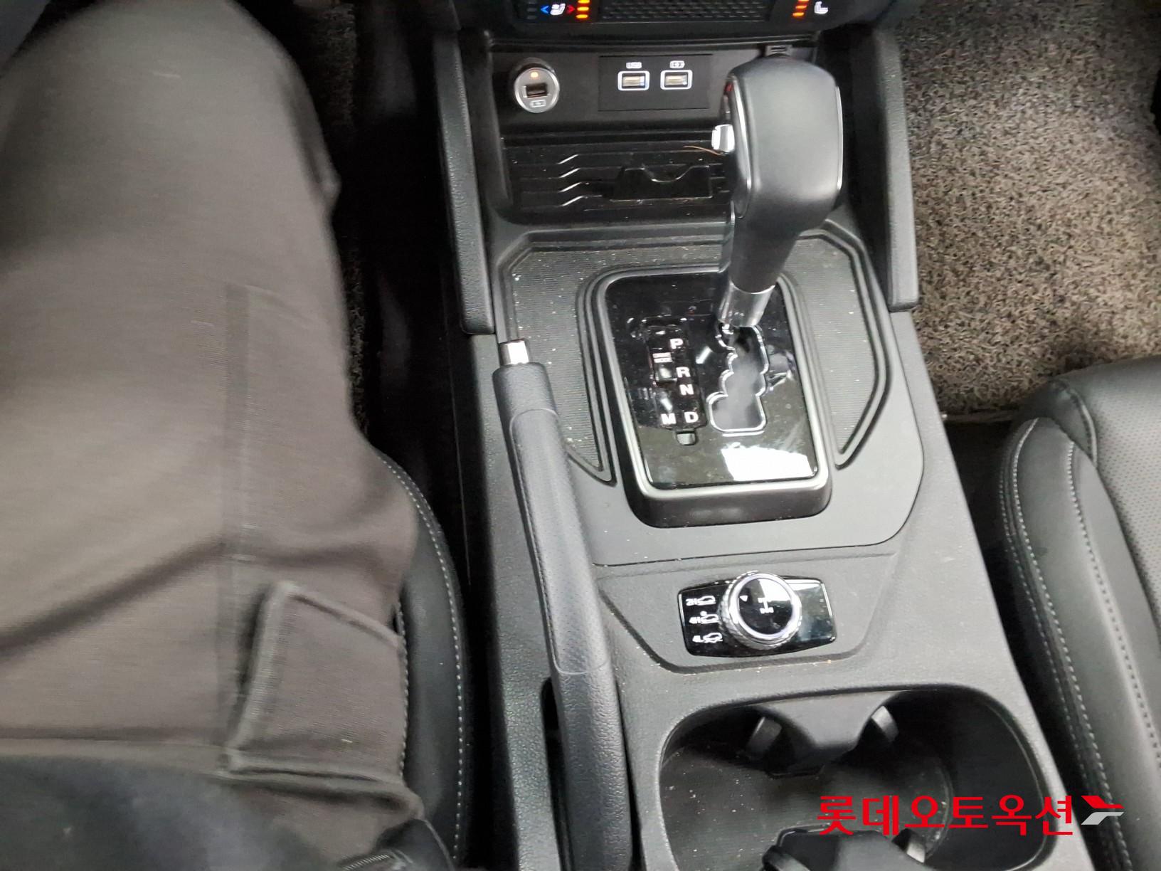 SsangYong Rexton Sports id 3803843 из Кореи 33