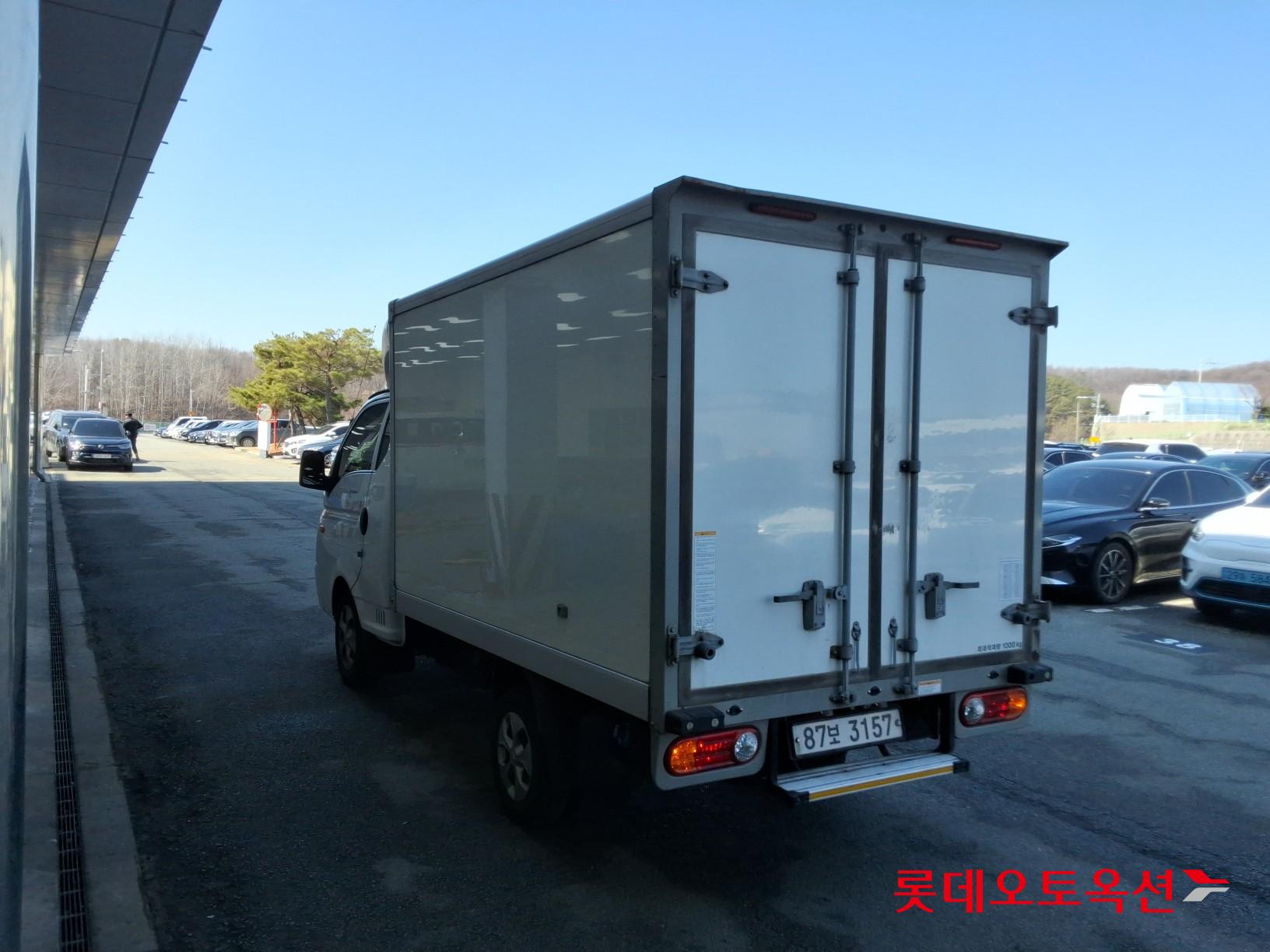 Hyundai PORTER II Refrigerated tower tea 2022 Белый из Кореи, фото 3