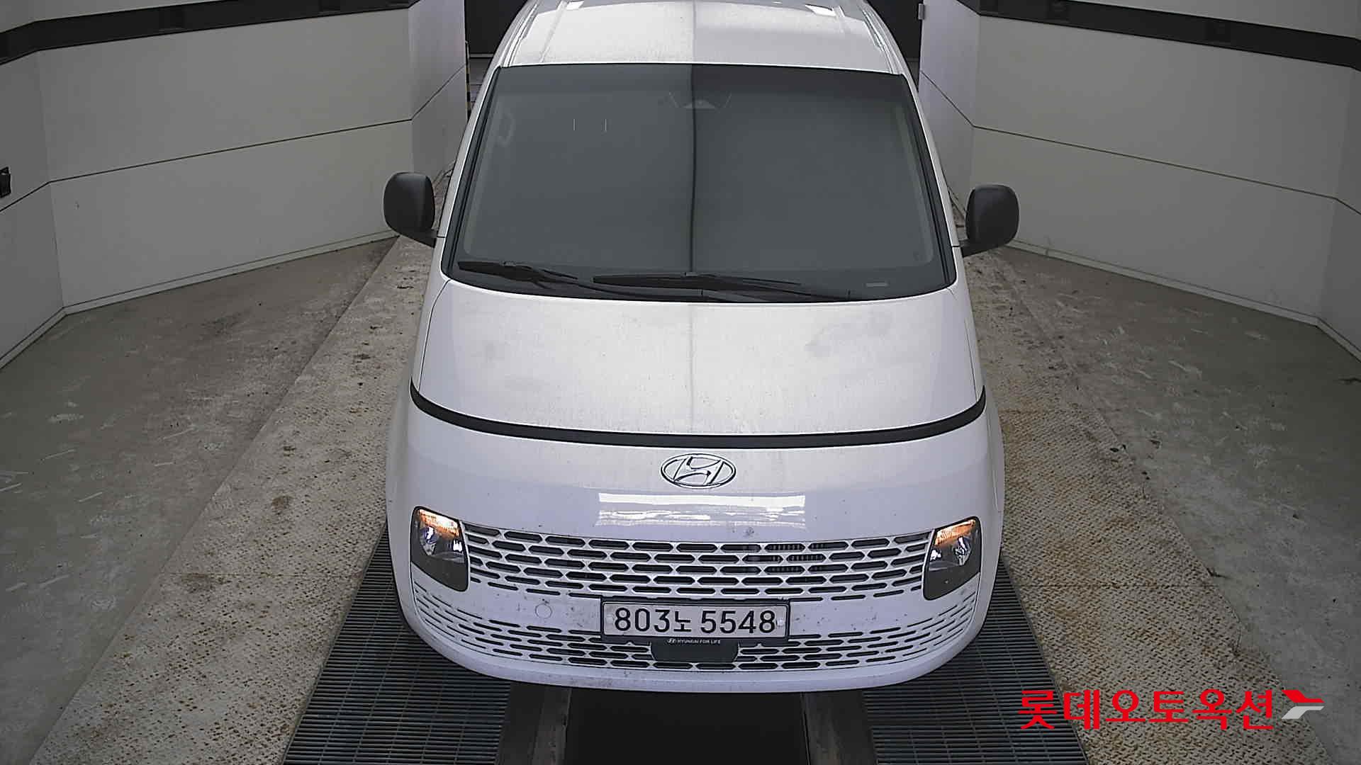 هيونداي ستاريا