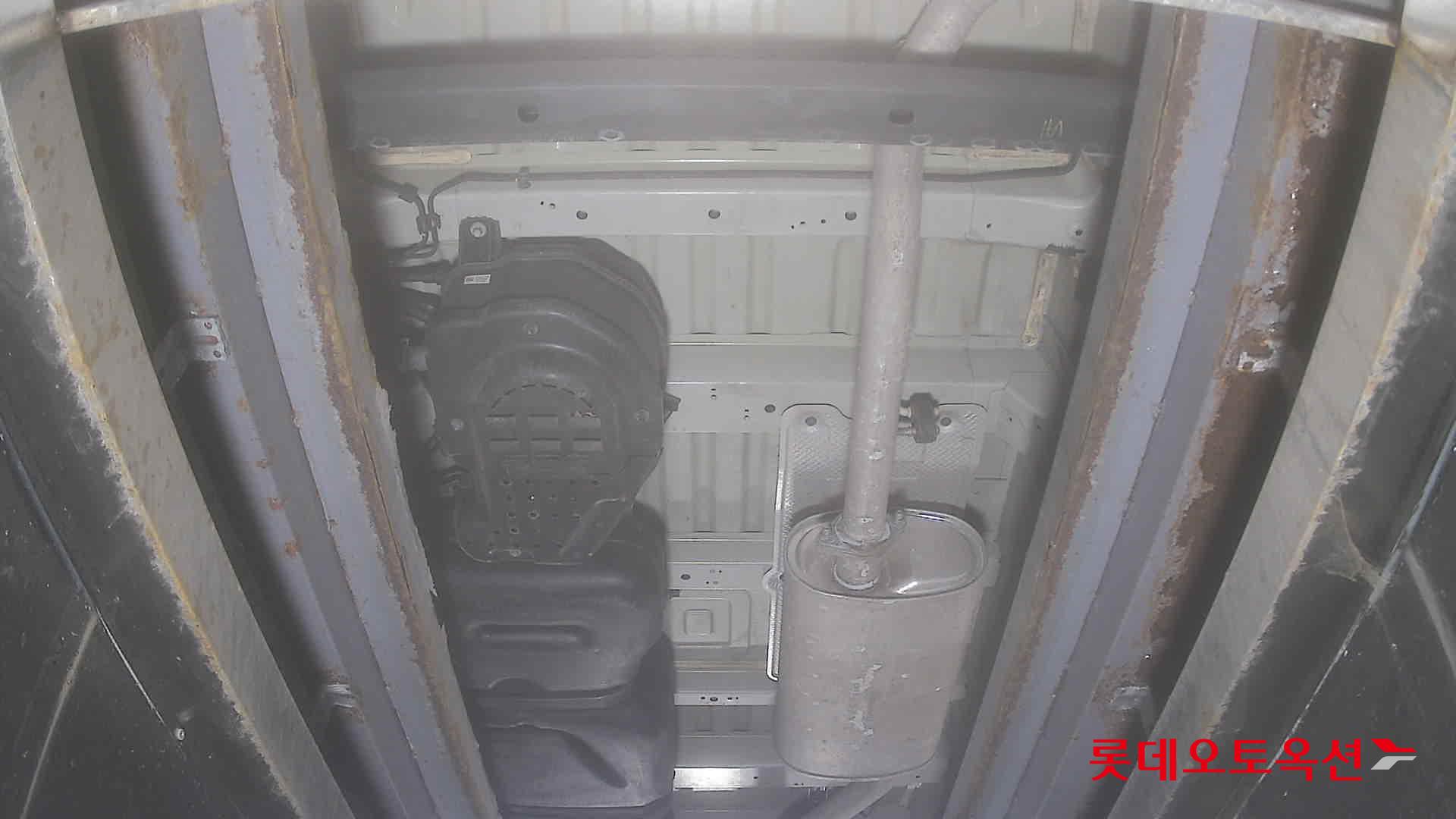 هيونداي ستاريا 2023 - صورة 2