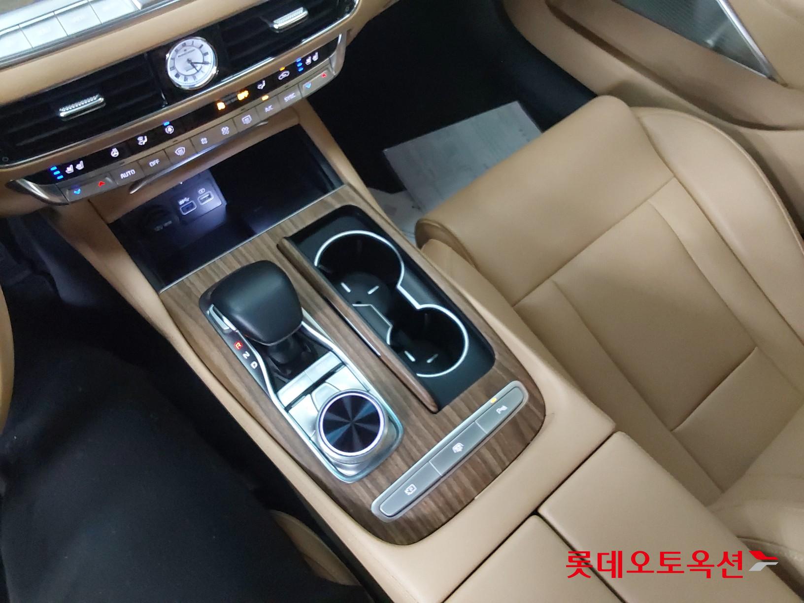 Kia K9 id 3809919 из Кореи 33