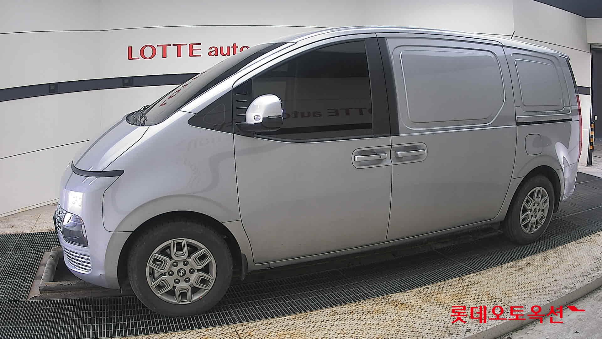 Hyundai Staria Hybrid id 3803732 из Кореи 12