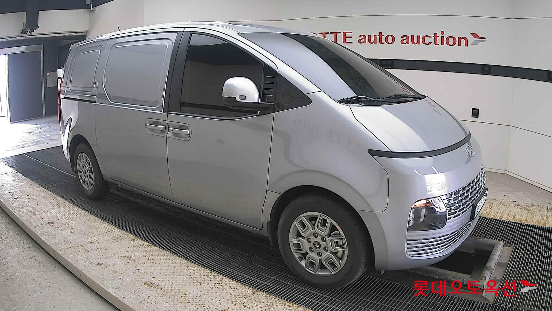 Hyundai Staria Hybrid id 3803732 из Кореи 16