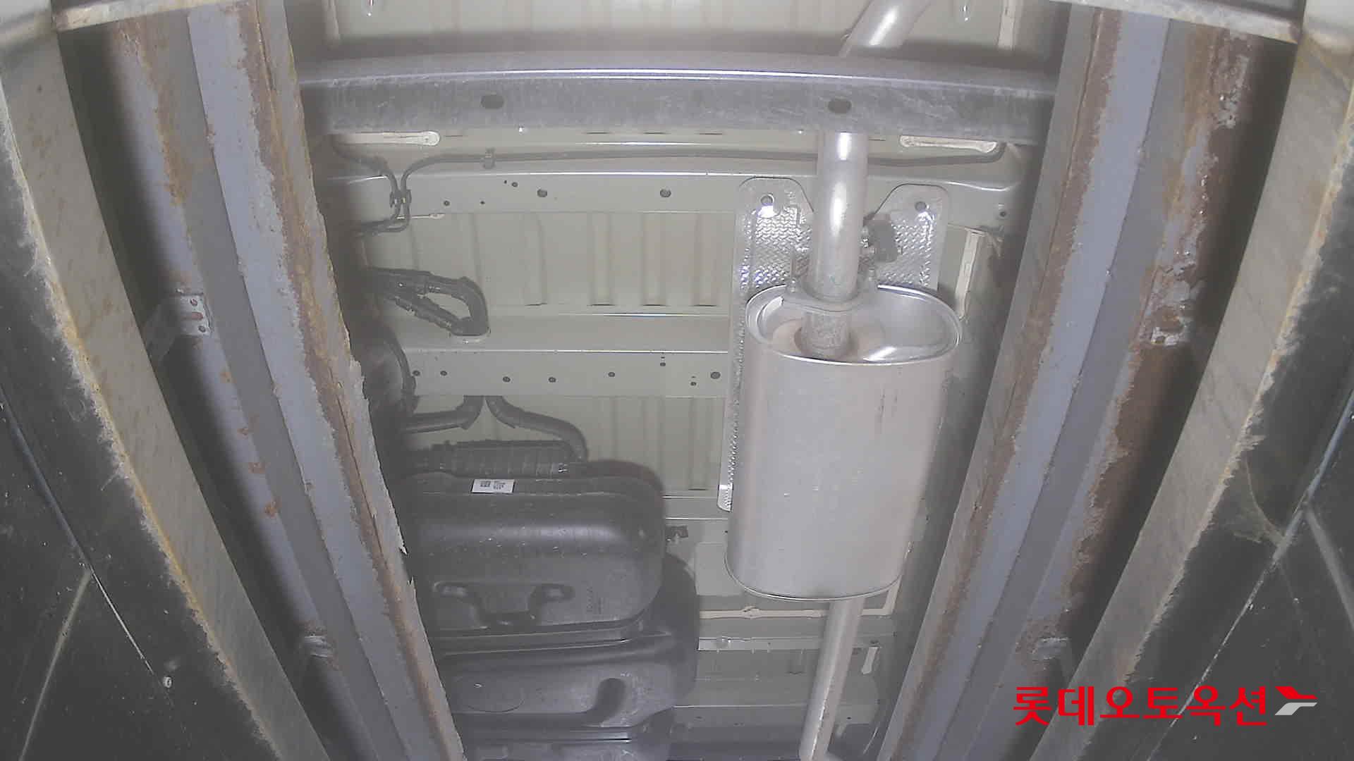 Hyundai Staria Hybrid id 3803732 из Кореи 27