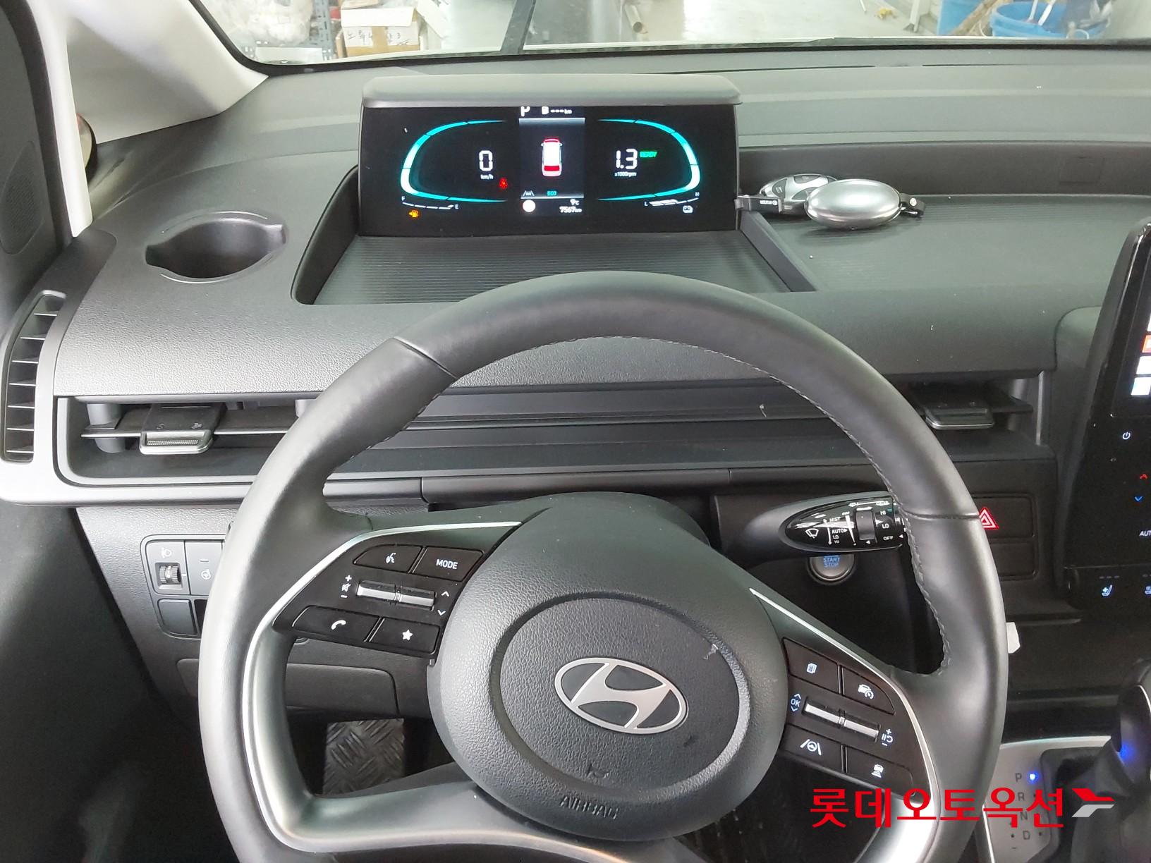 Hyundai Staria Hybrid id 3803732 из Кореи 29
