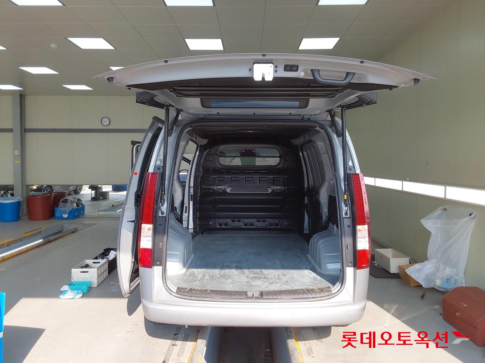 Hyundai Staria Hybrid id 3803732 из Кореи 37