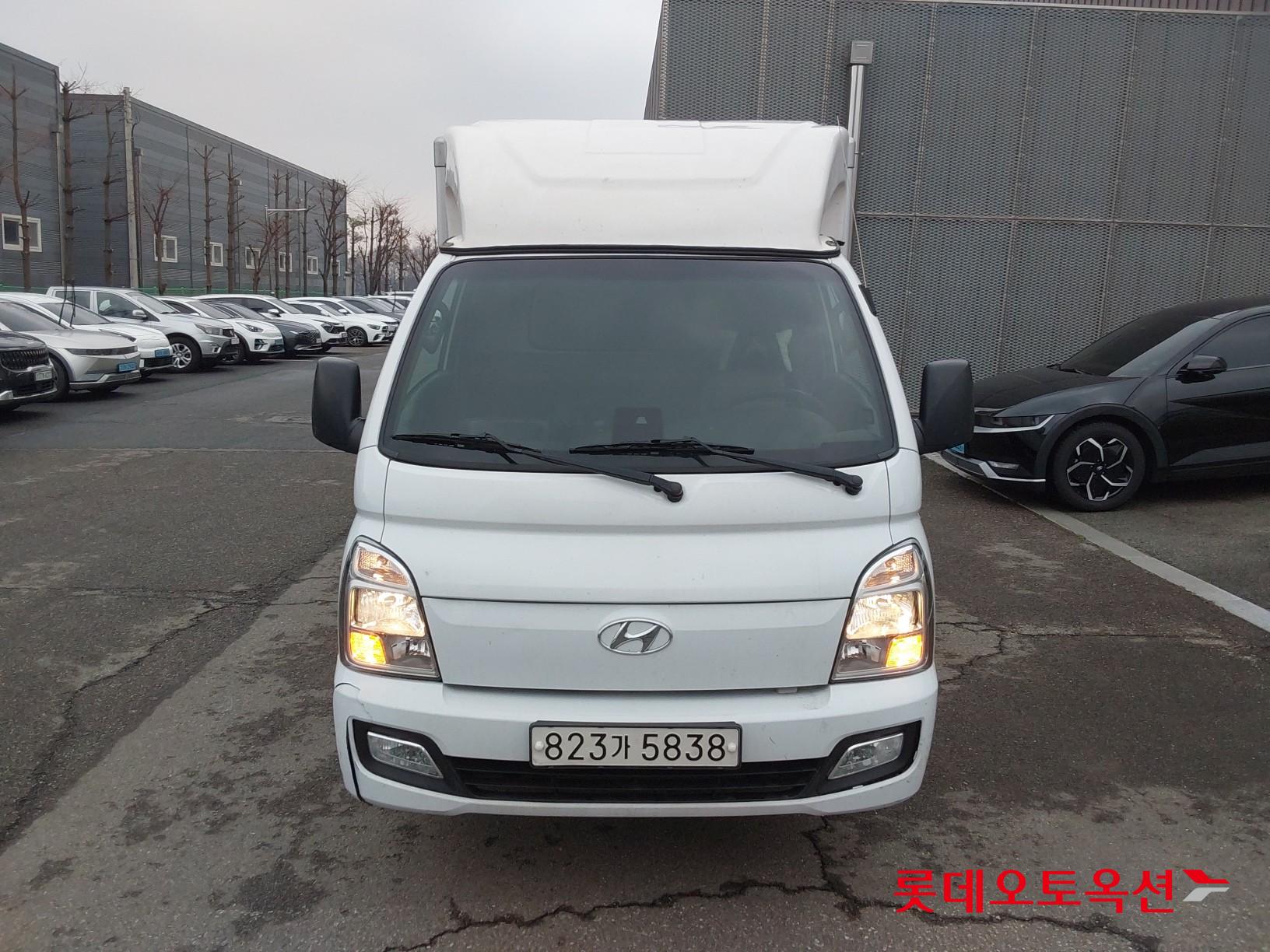 Hyundai Porter II 2023 Белый из Кореи