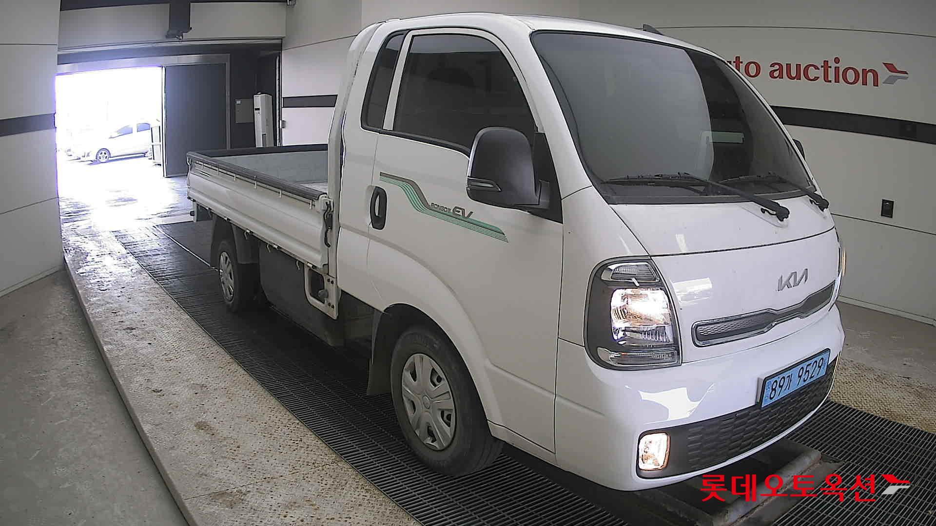 Kia Bongo III 1 ton EV 2023 Белый из Кореи, фото 2