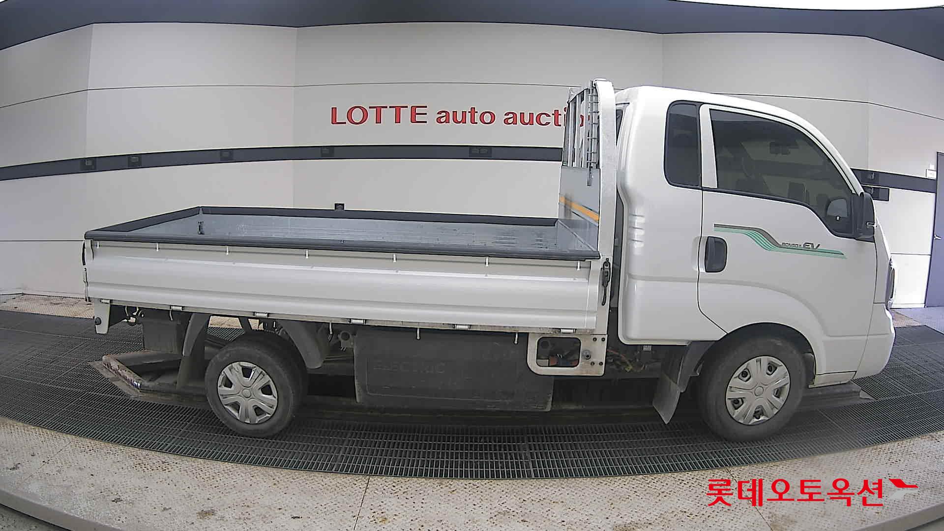 Kia Bongo III 1 ton EV 2023 Белый из Кореи, фото 3