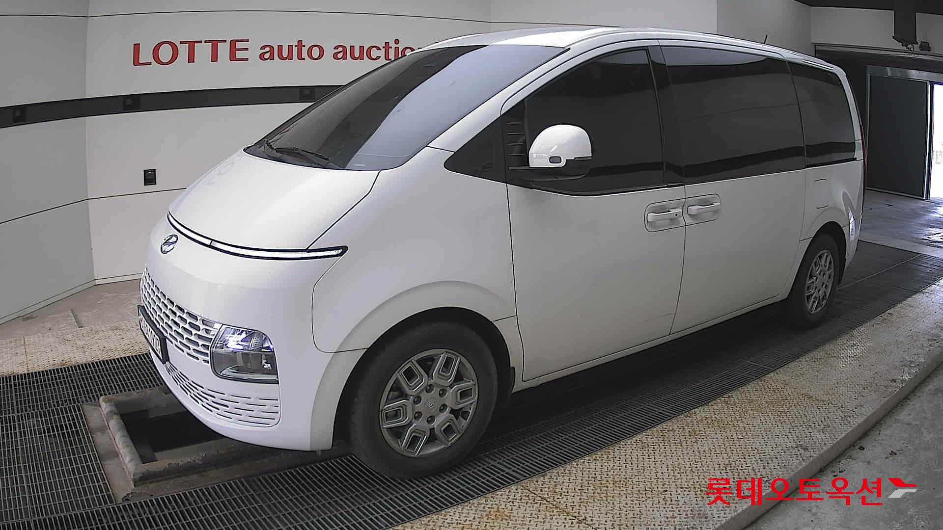 هيونداي ستاريا