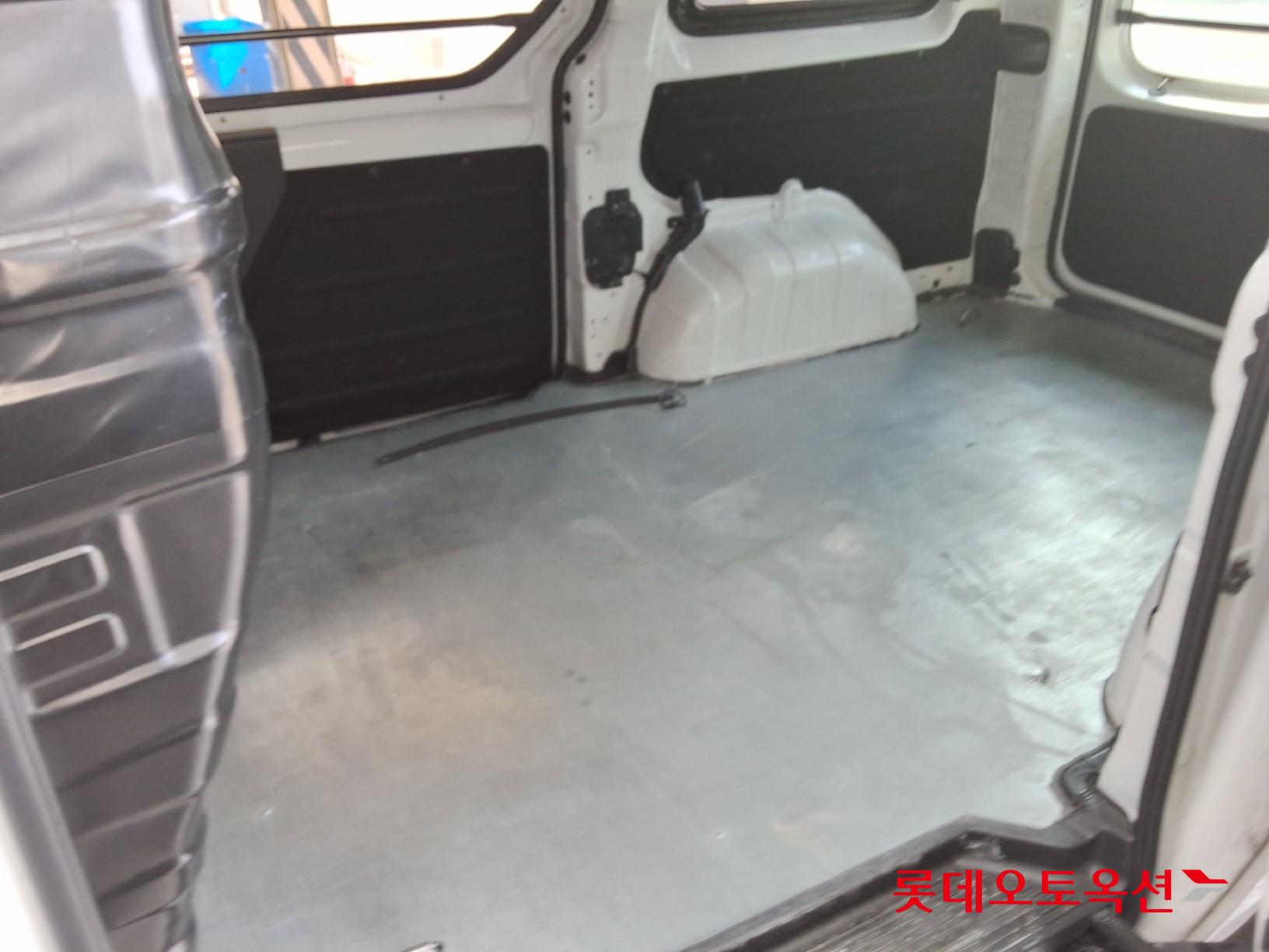 هيونداي ستاريا